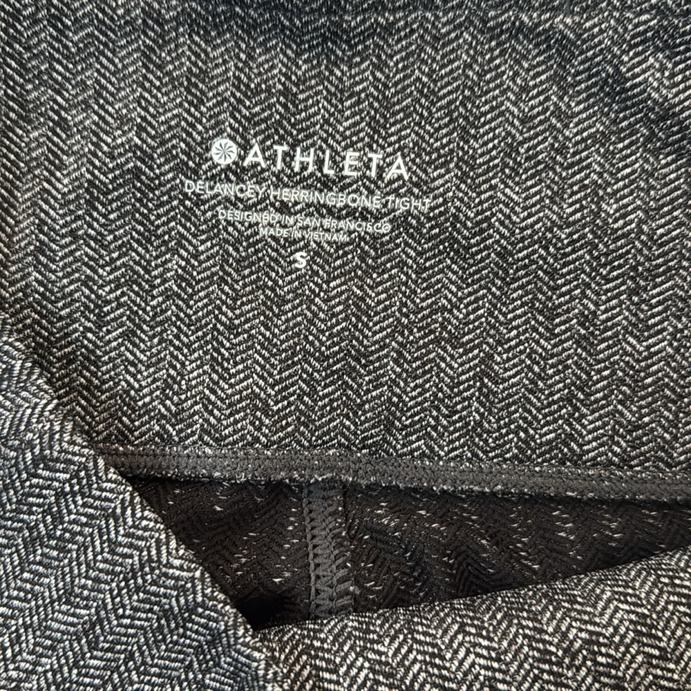 Athleta Delancey Herringbone Tight - Black / Abalone Gray - Picture 7 of 8